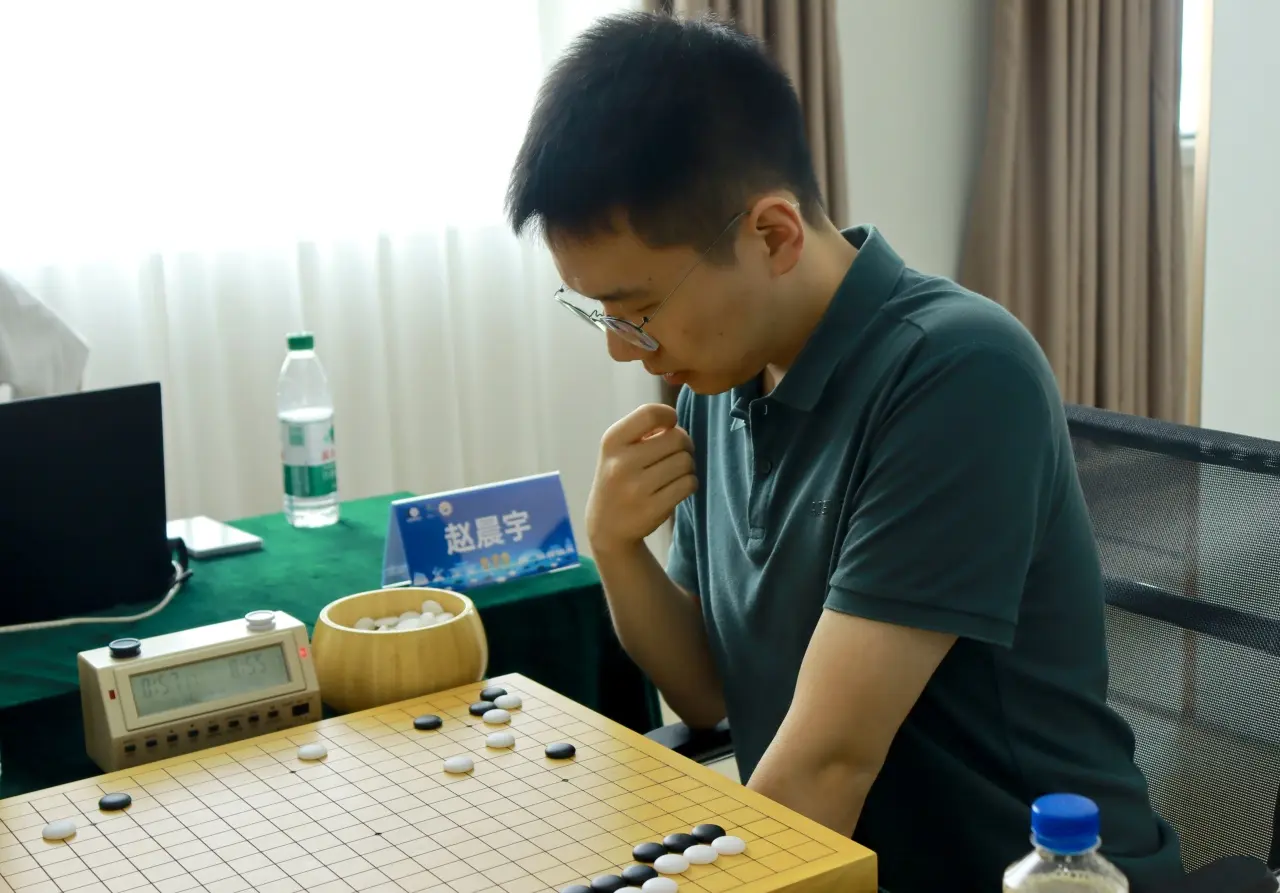 出一个出线